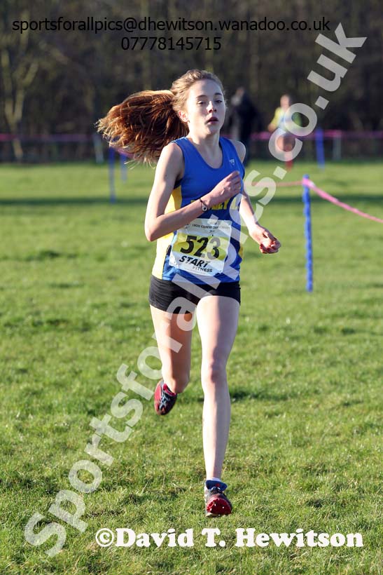 Womens under-17s and 20s North Eastern Cross Country Chanpionships. Photo: David T. Hewitson/Sports for All Pics
